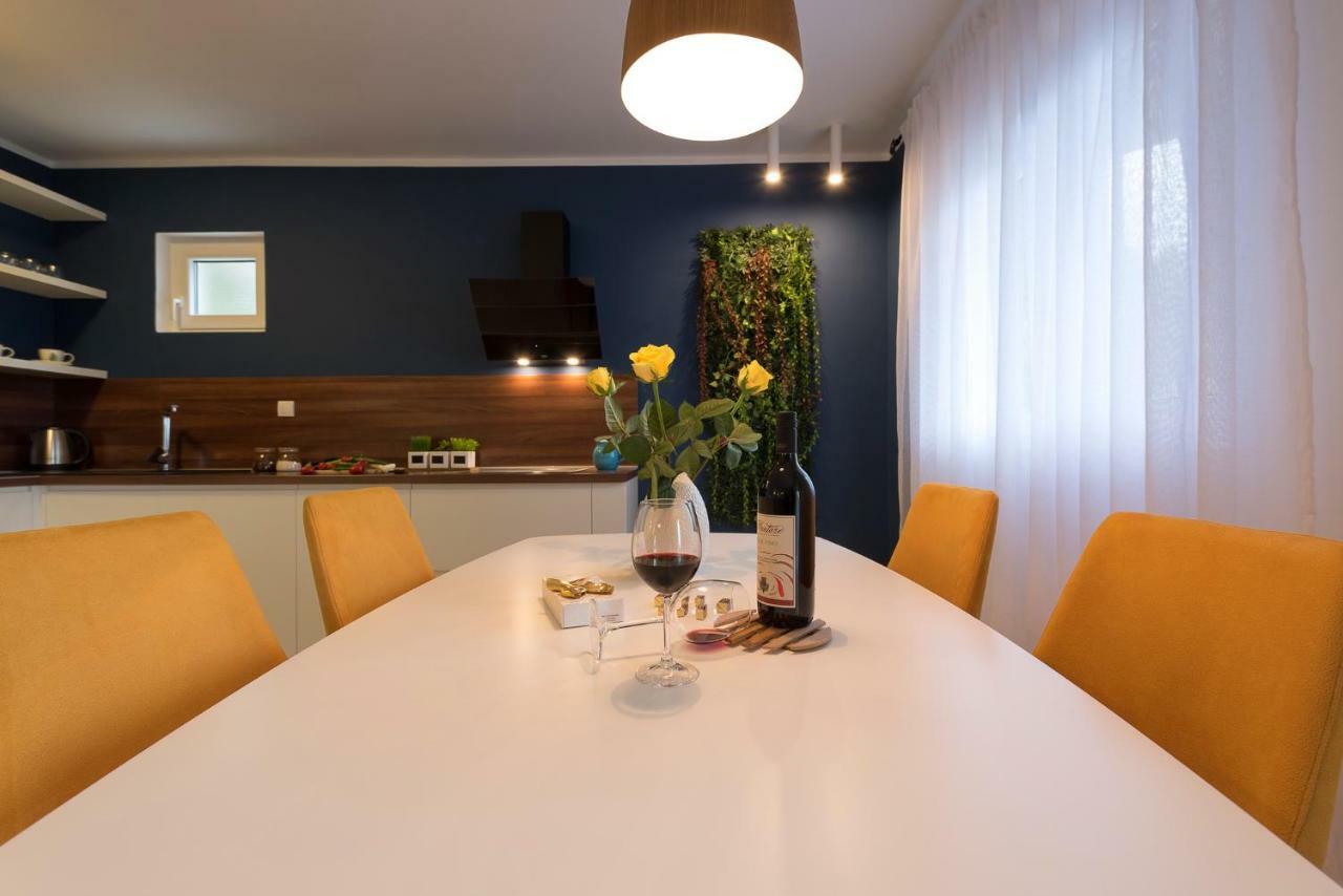 Apartment Maritimo Kotor Kültér fotó